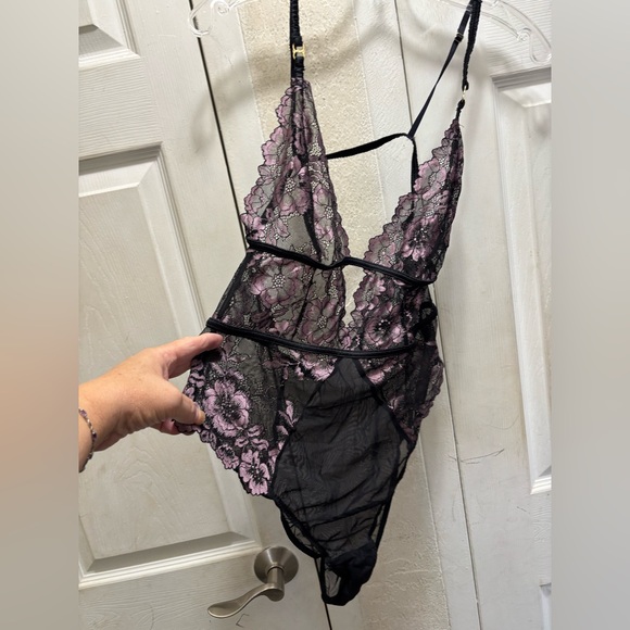 Adore Me Black and Pink Lace Chemise - Picture 1 of 7